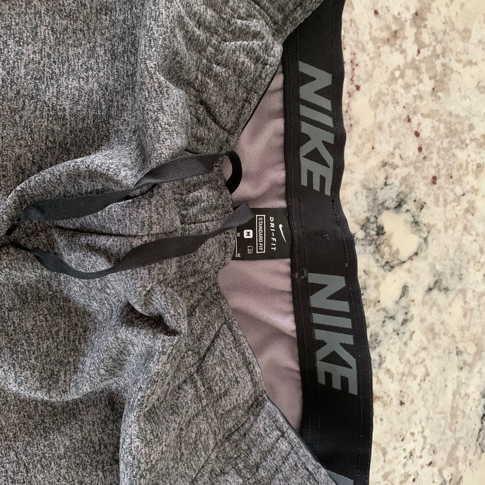 Mens Nike Therma Tapered Training Pants, size Med